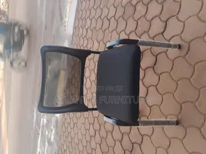 A Stackable Chair for Visitors