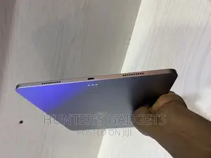 Apple iPad Pro 12.9 (2022) 256 GB Silver