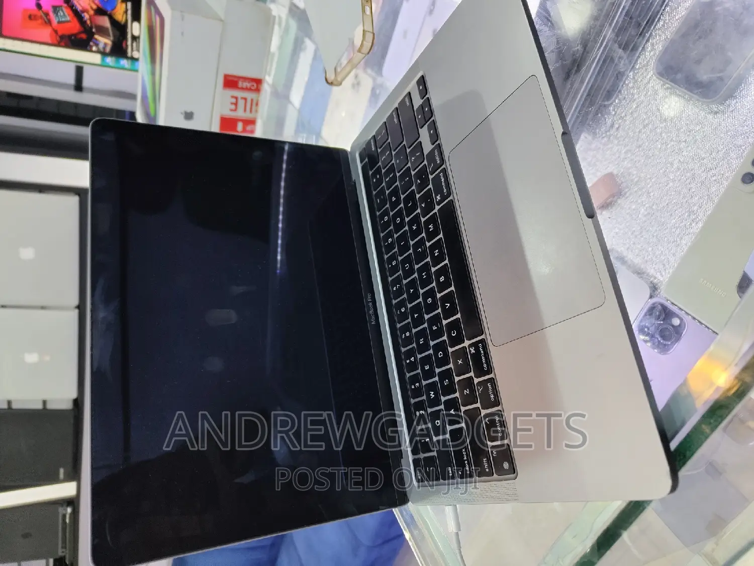 Laptop Apple MacBook Pro M1 8GB Apple M1 SSD 256GB