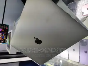Laptop Apple MacBook Pro M1 8GB Apple M1 SSD 256GB
