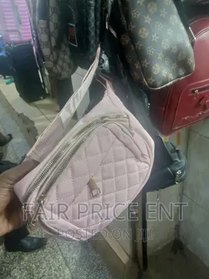 Vip Classy Waist Bag.(Pink)
