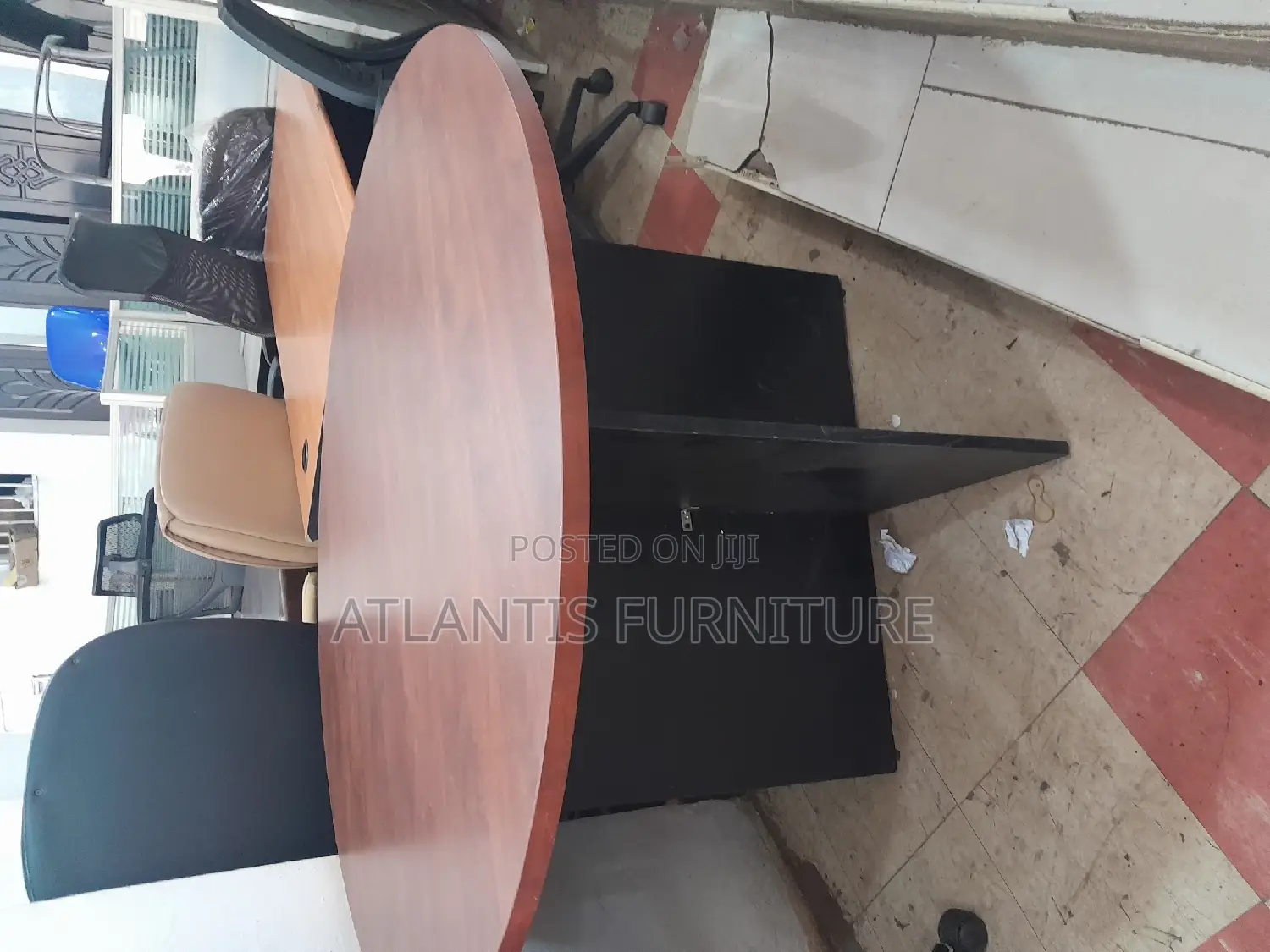 A Round Table It's Very Easy for People.