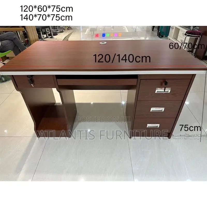 A Smart Computer Desk Very Nice