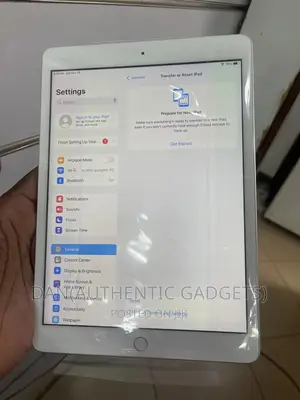 New Apple iPad 10.2 (2020) Wi-Fi 32 GB Silver
