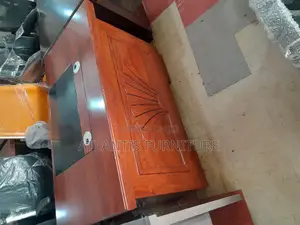 A 1.2m Executive Office Table