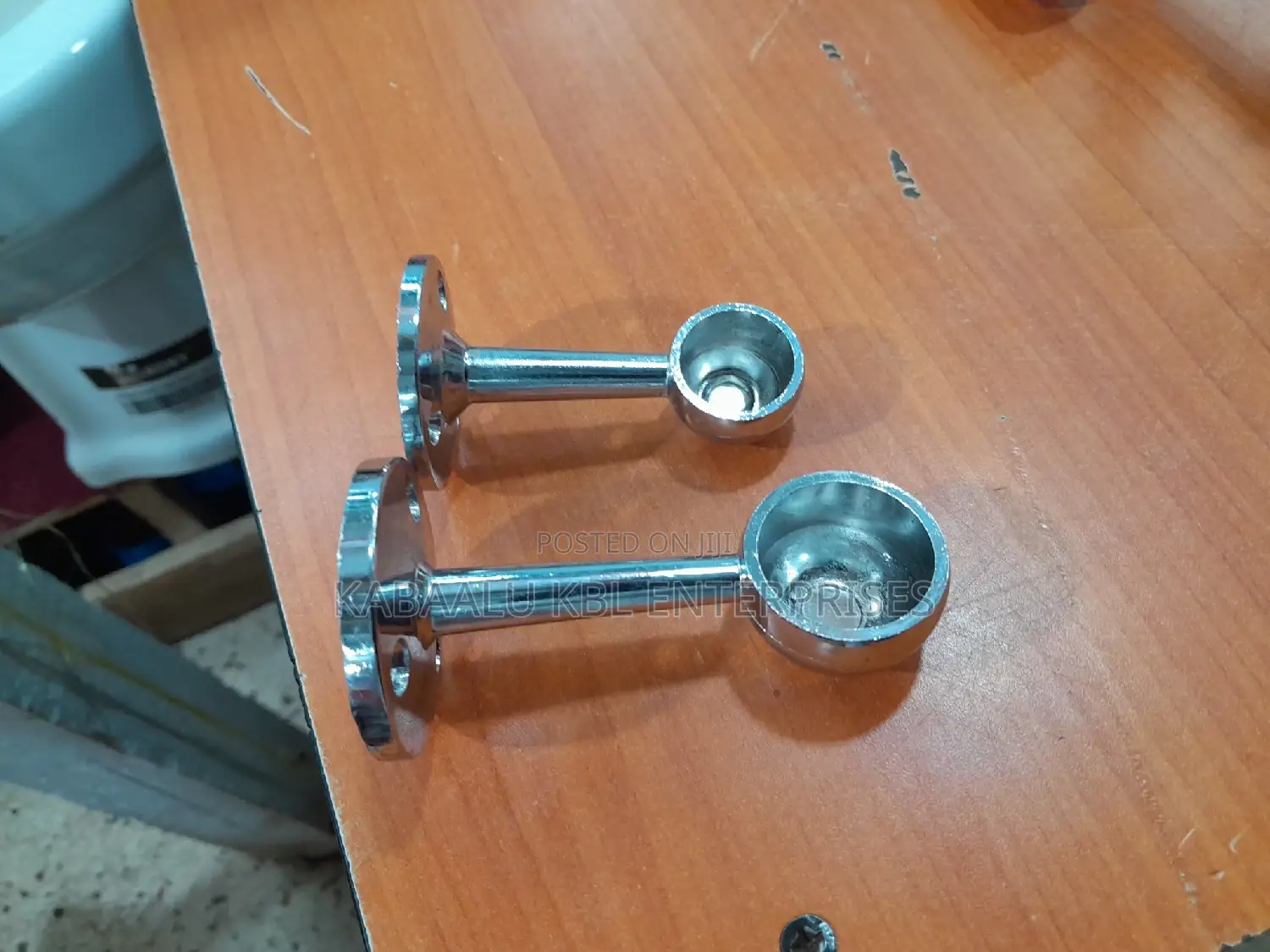 Chrome Brackets Price Per Pair