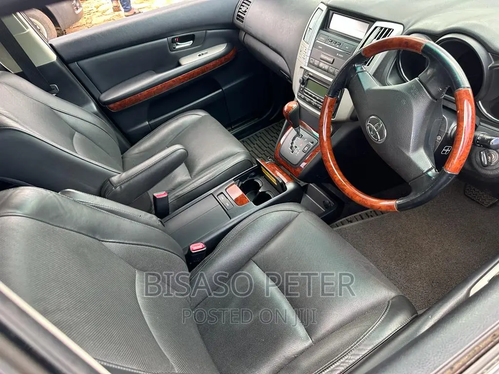 Toyota Harrier 2.4 2010 Gray