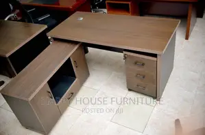 Executive Office Desk 1.6 Meters
