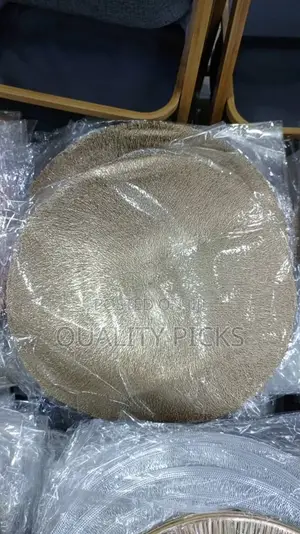 Round Table Place Mat