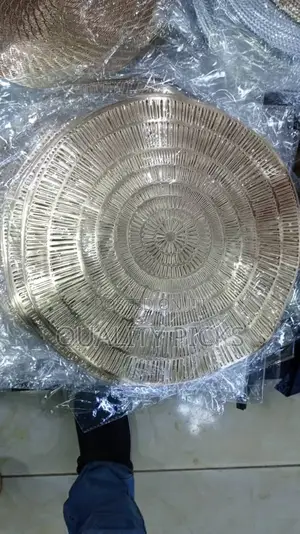 Round Table Place Mat