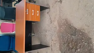 A Very Nice Office Table
