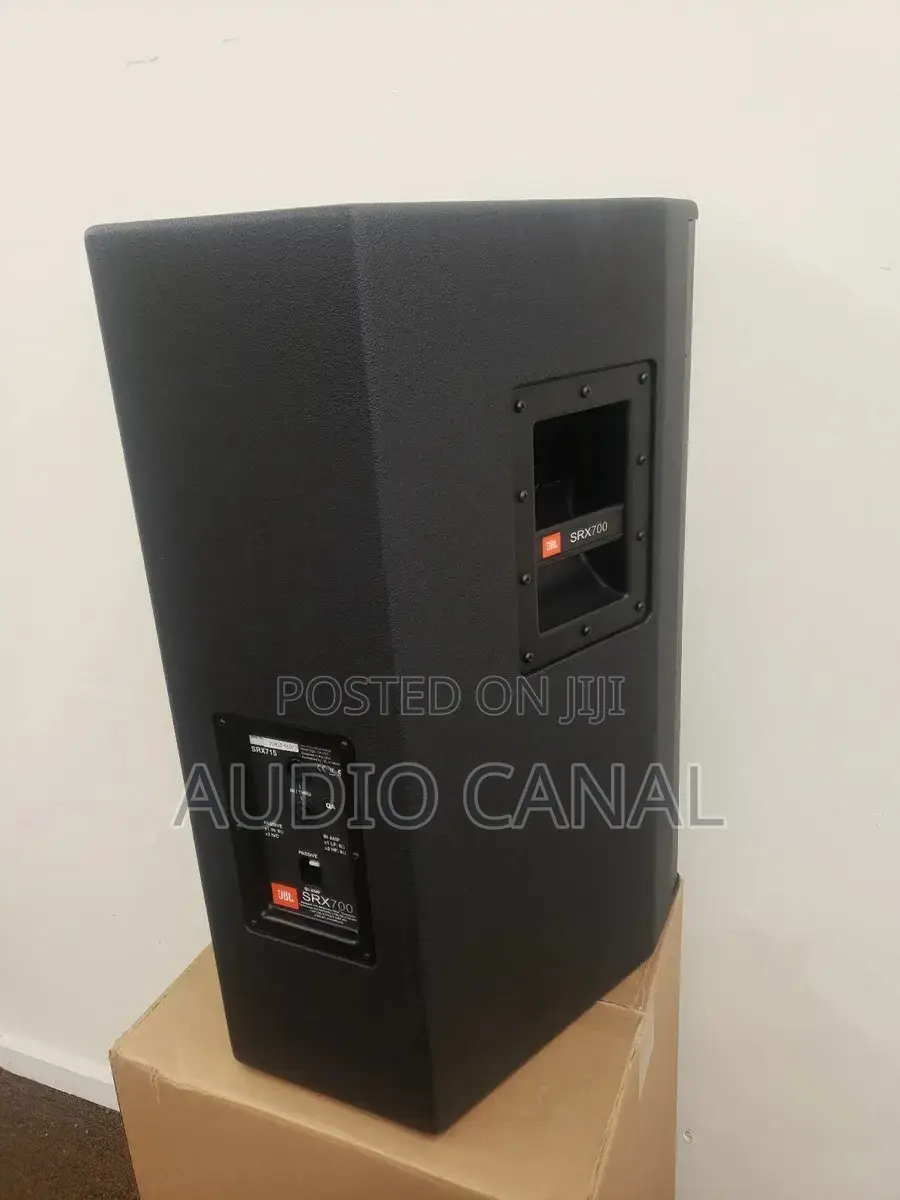 SRX715 JBL 15” Top Mid Range Speaker