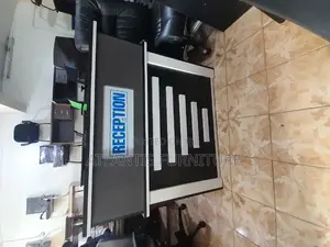 A Reception Table Very Nice.