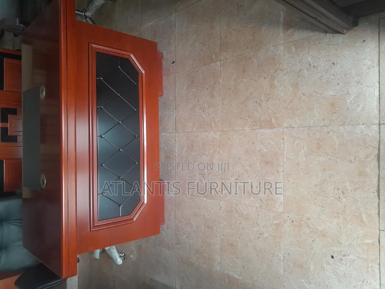 A 1.20metre Executive Office Table.