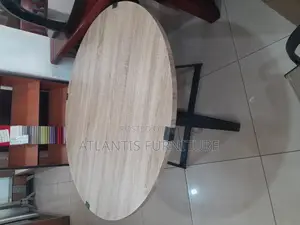 A Very Nice Round Table.