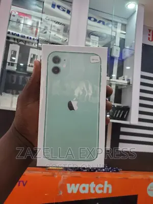 New Apple iPhone 11 128 GB Green