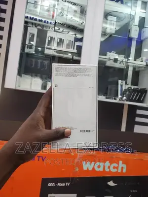New Apple iPhone 11 128 GB Green