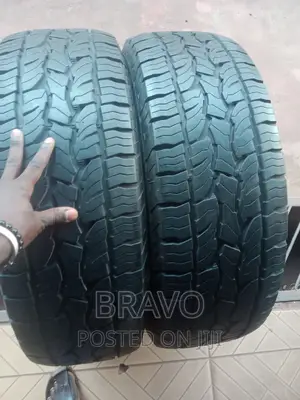 265/65r17 DUNLOP Good Condition