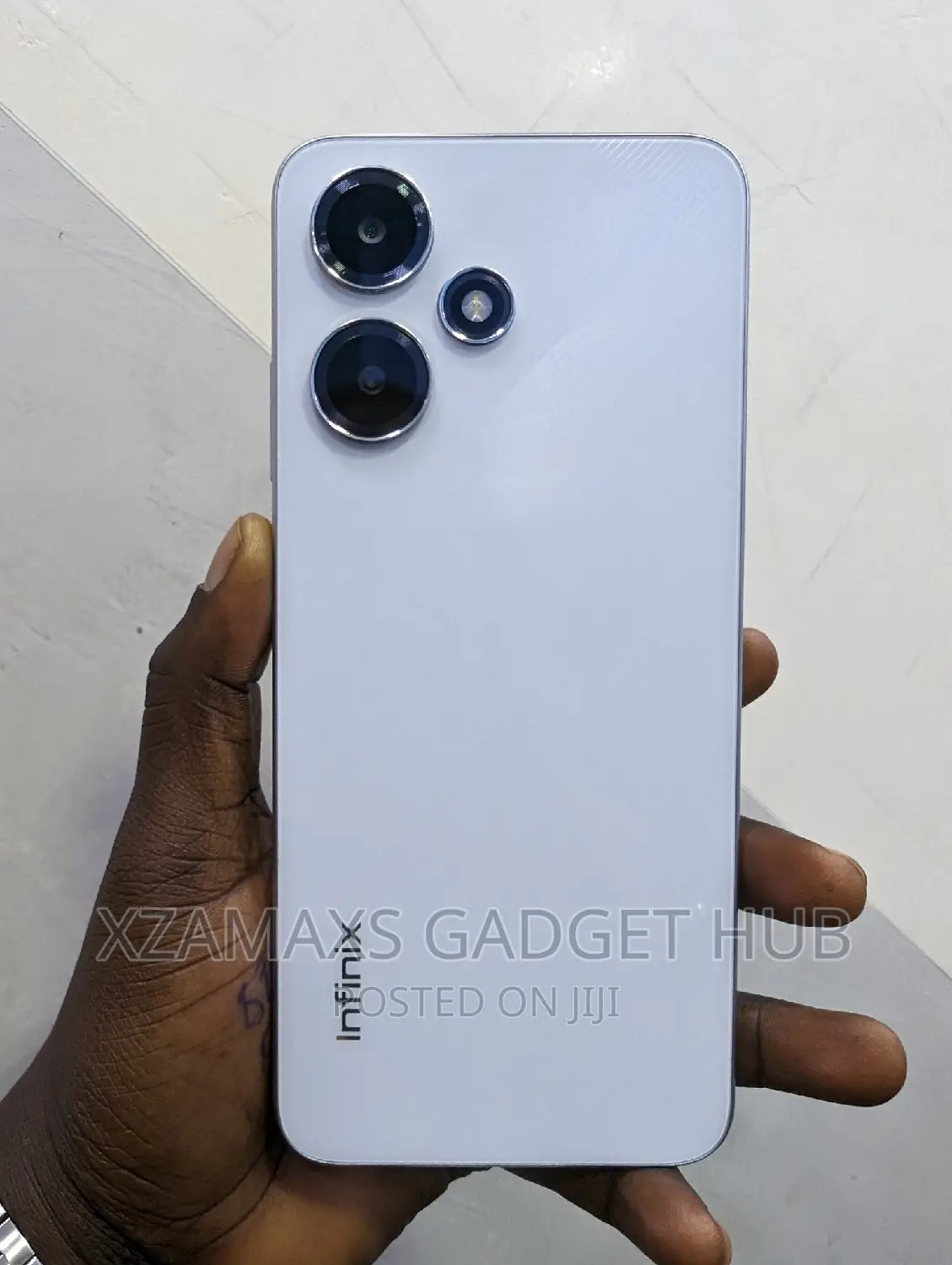 Infinix Hot 30 Play 128 GB White