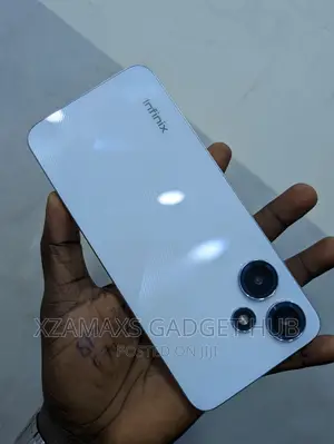 Infinix Hot 30 Play 128 GB White