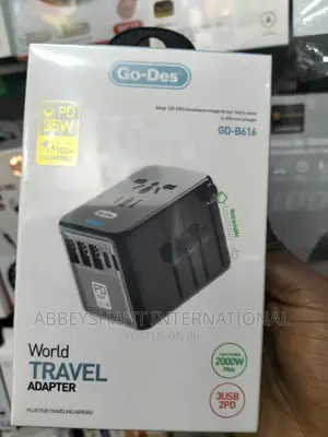 Universal World Travel Adapter/Travel Charger