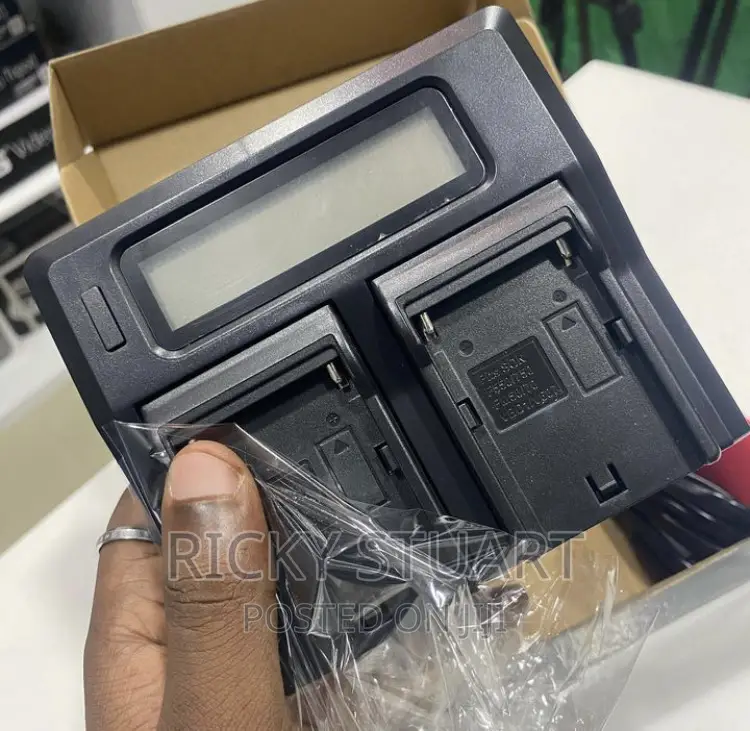 Dual Digital Battery Charger For Np-f970