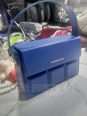 Executive Classy Handbag.Medium.(Blue)