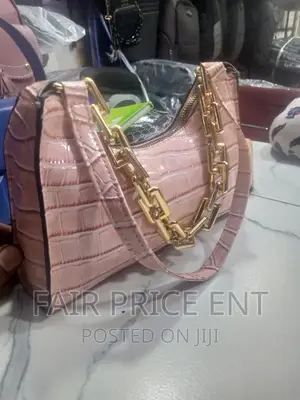 Classy Vip Handbag.( Gold)