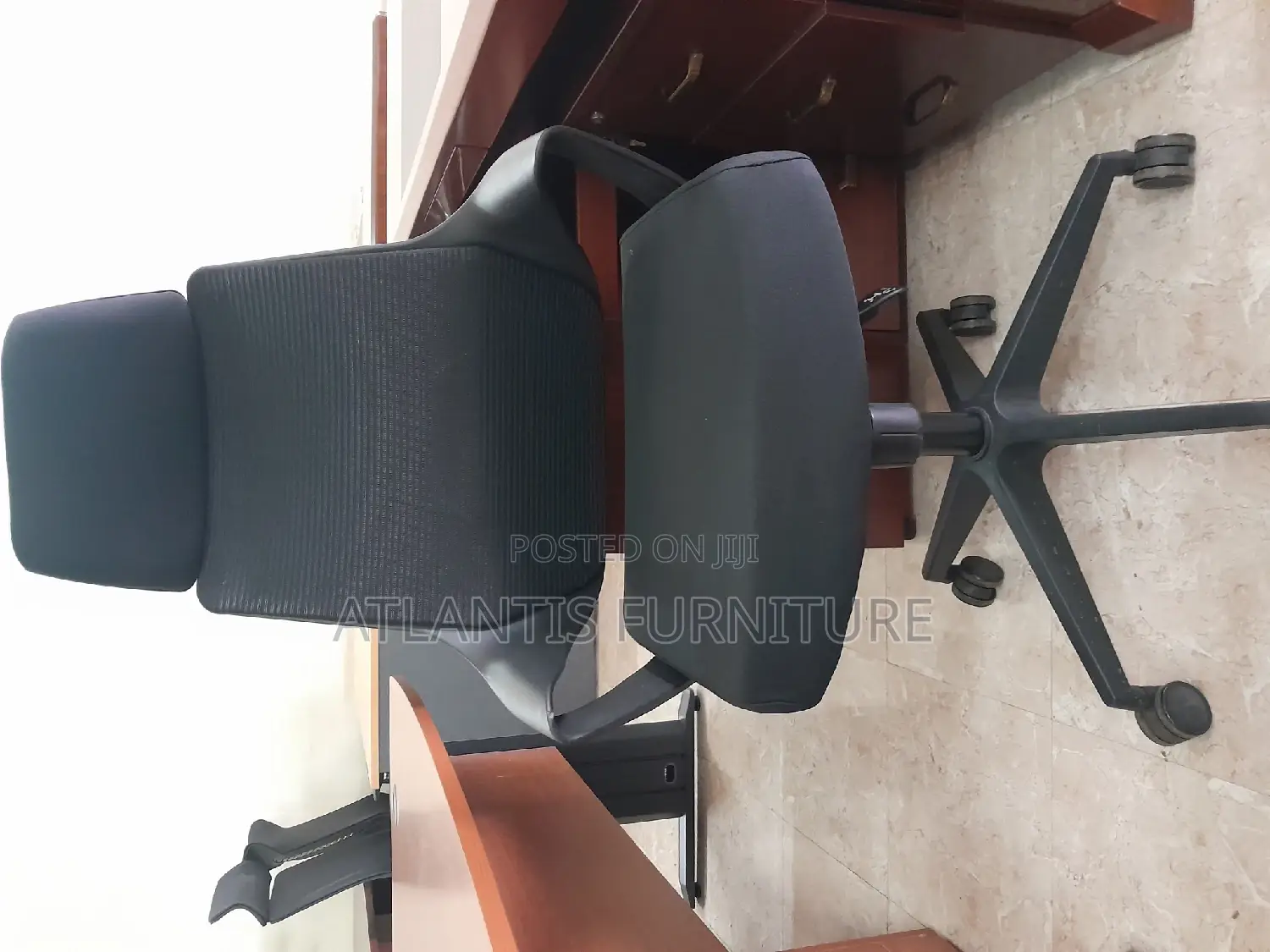 A Durable Mesh Office Chair.