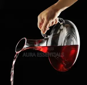 Decanter With 6 Wine Glasses