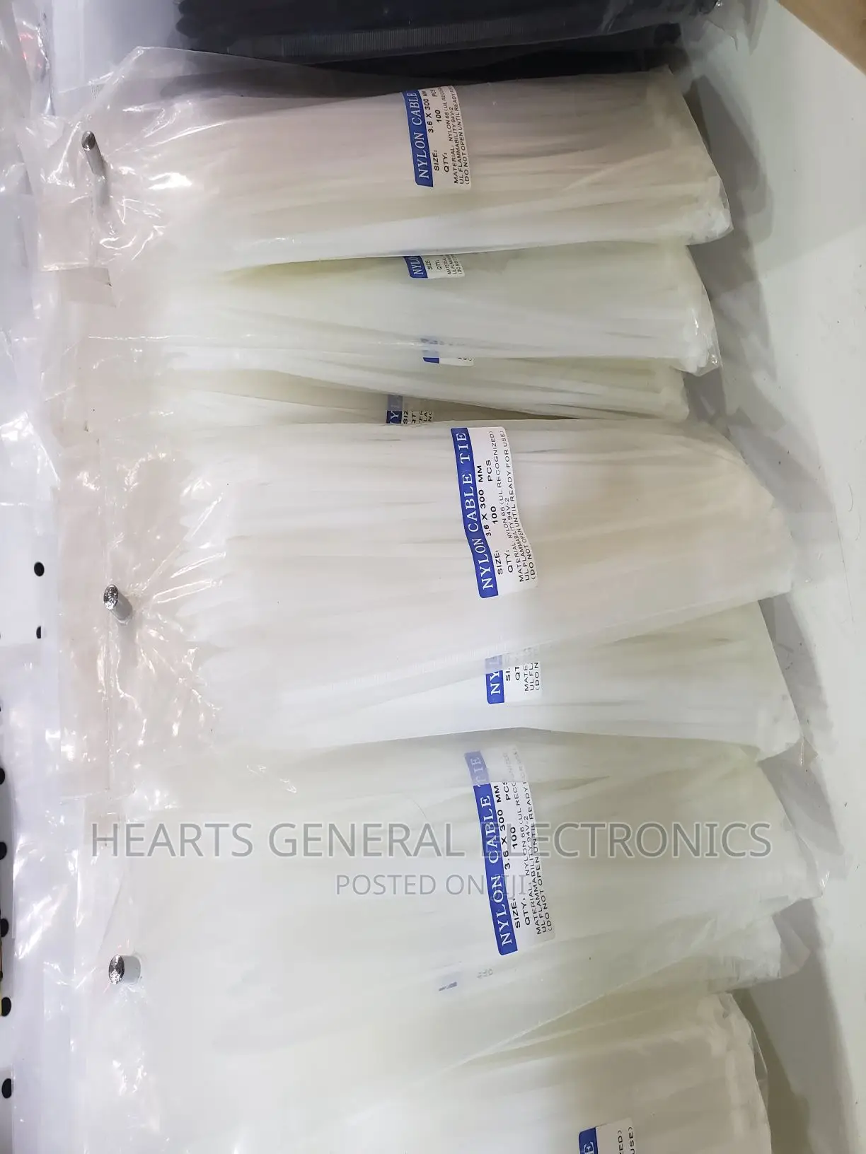 Cable Ties (Nylon 4.8x200 )