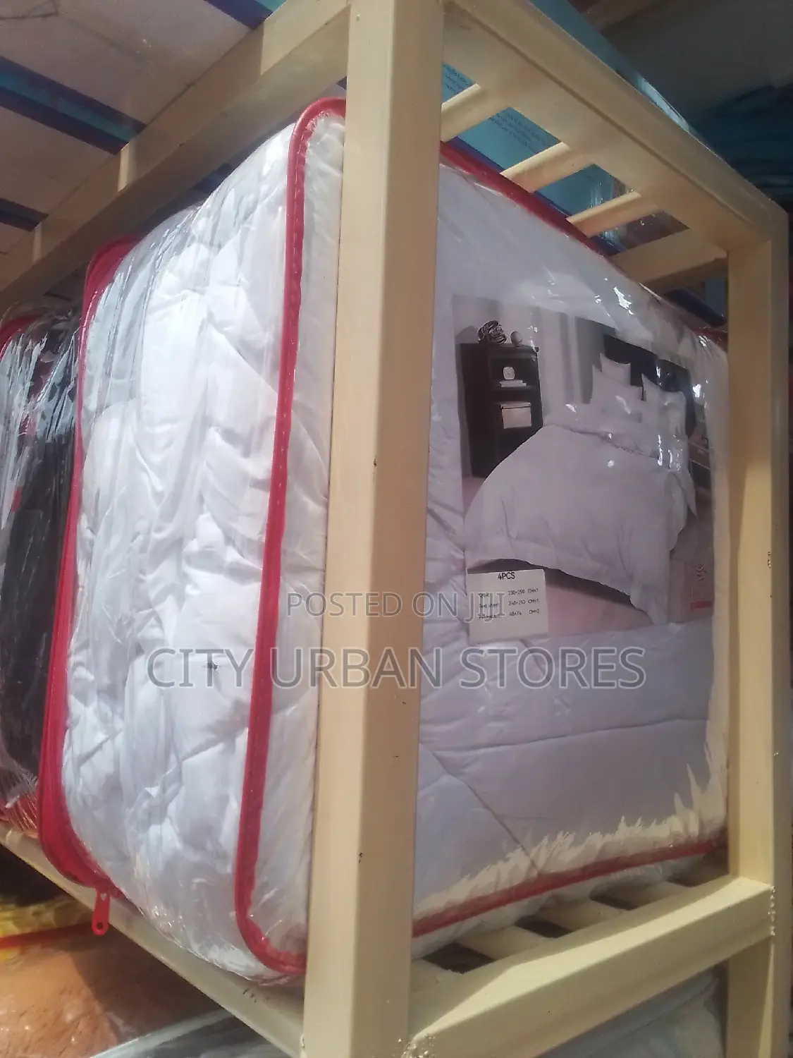 Honey G Duvet Cover Set
