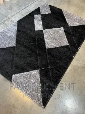 Shaggy Original Ruger Carpets.1.5x2metres.( Black)