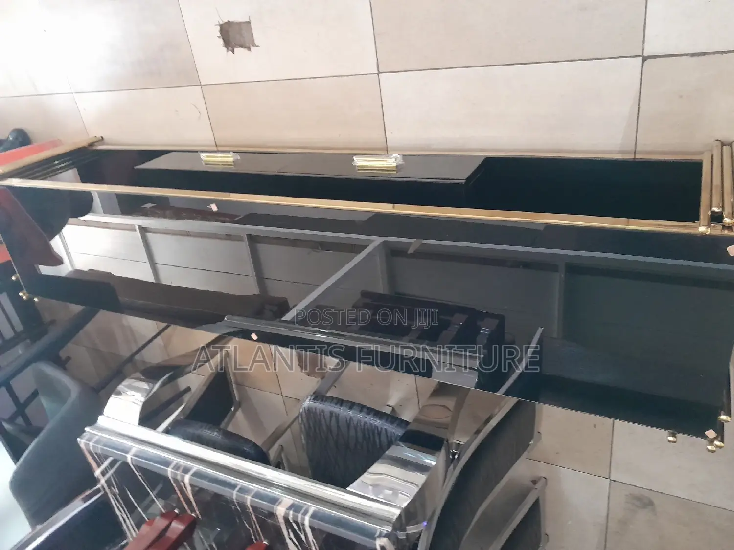 An Executive Floor Cabinet Only