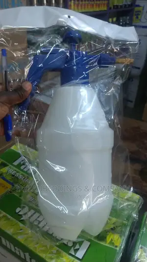 Plastic Spray Bottles Heavy Duty Spraying Bottle