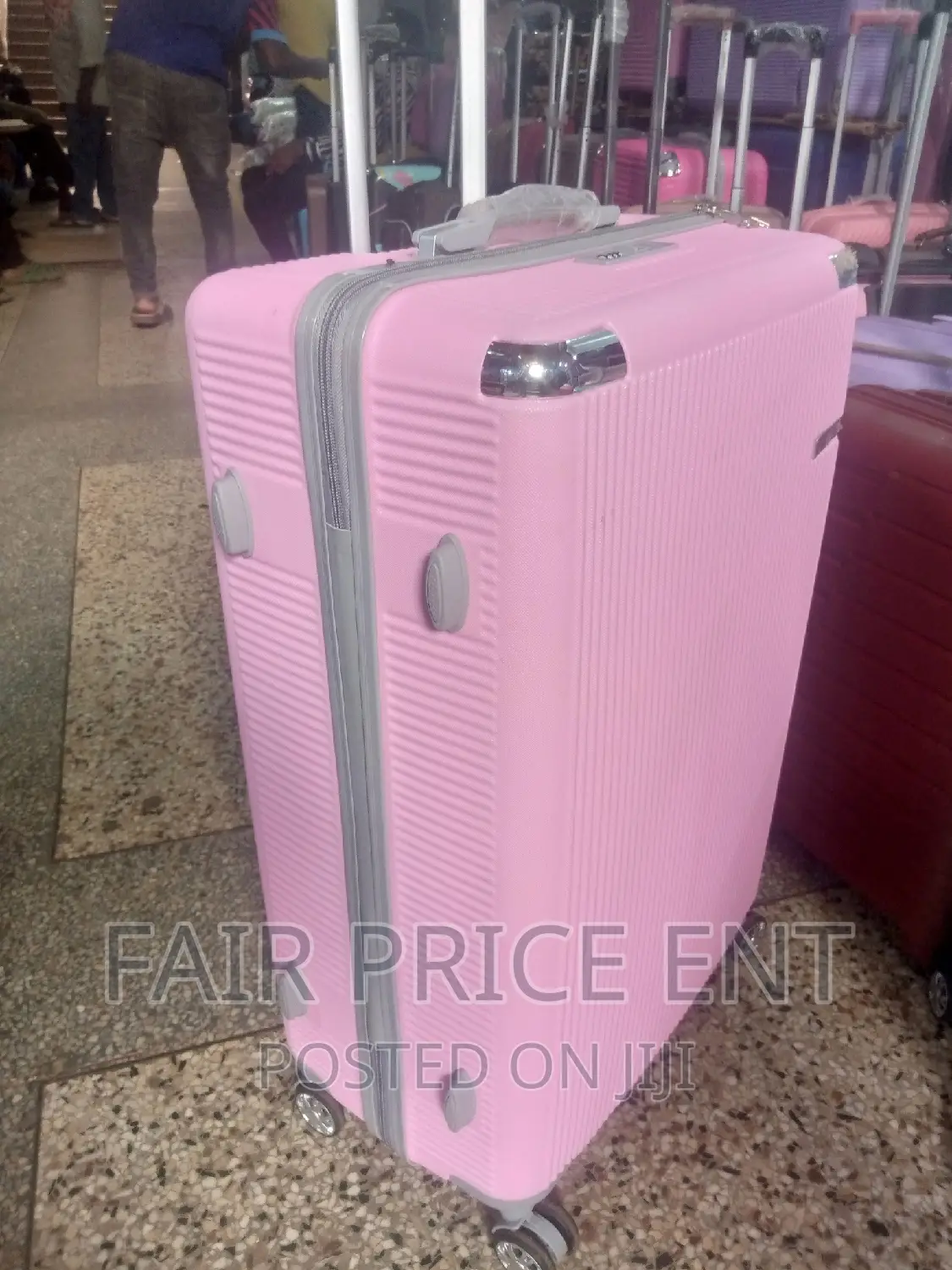 Vip Executive Plastic Suitcase Extra Large.( Pink)