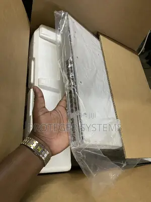 Cisco C9300l-24p-4g-E