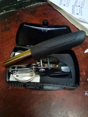 Company Seal Machine/Embosser and Stamps