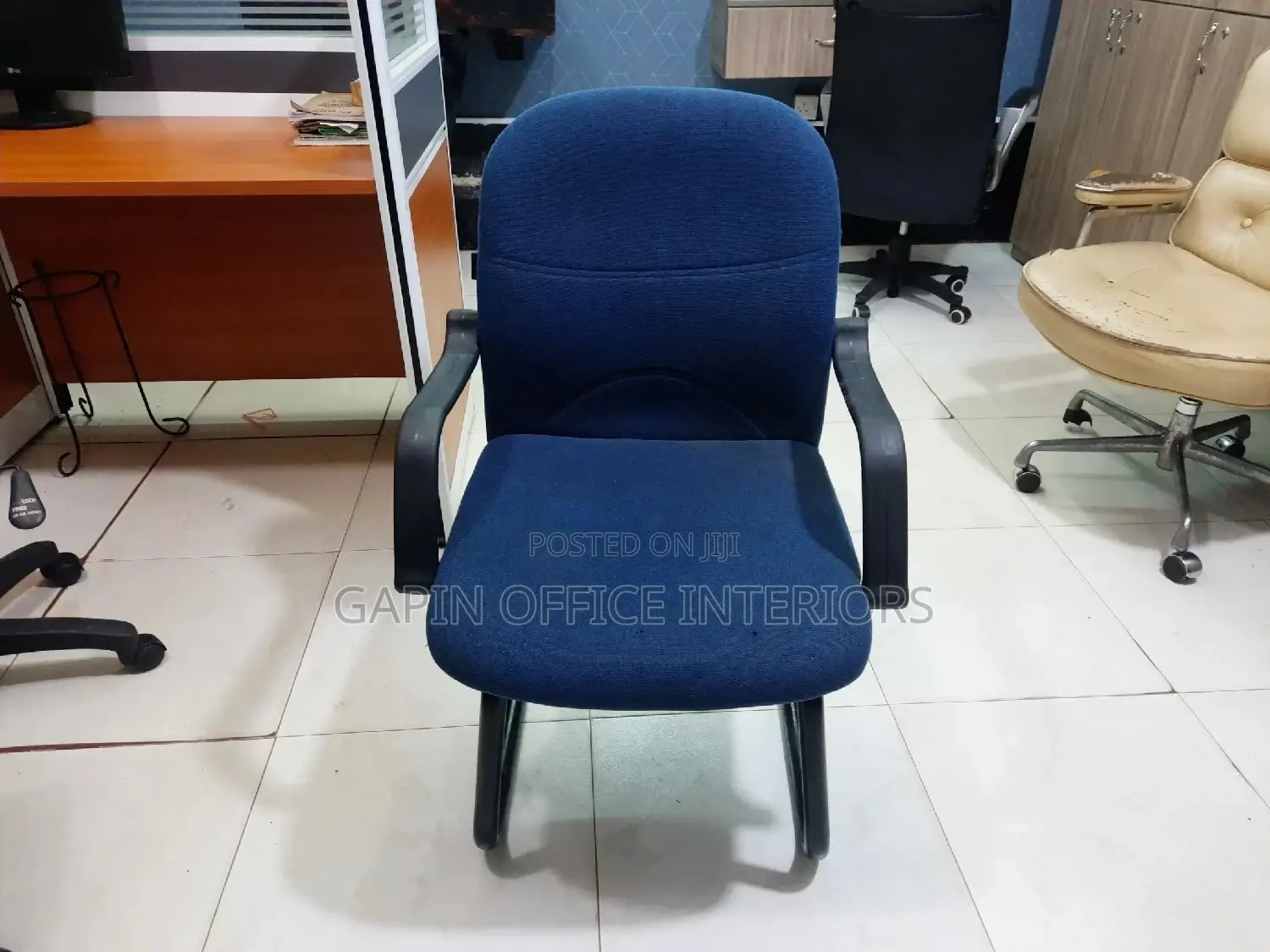 Blue Visitors Chair