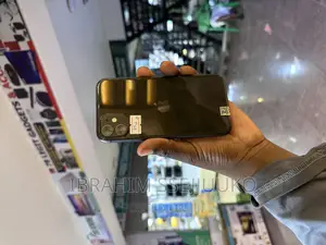 Apple iPhone 11 64 GB Black