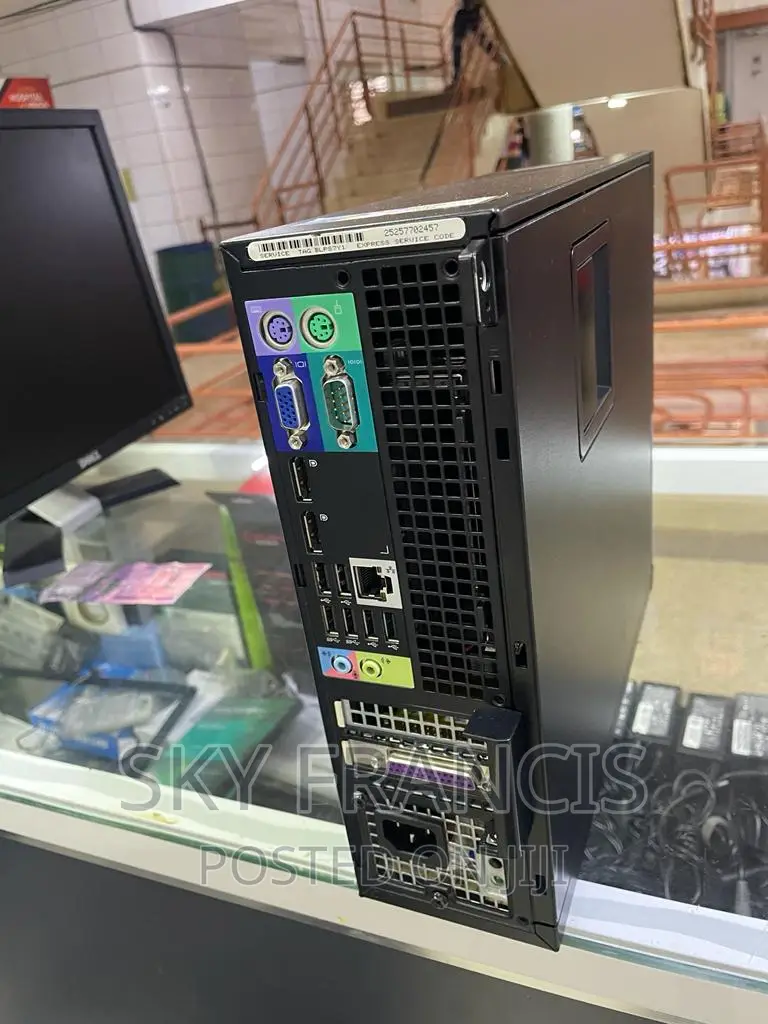 Desktop Computer Dell 4GB Intel Core I3 HDD 500GB