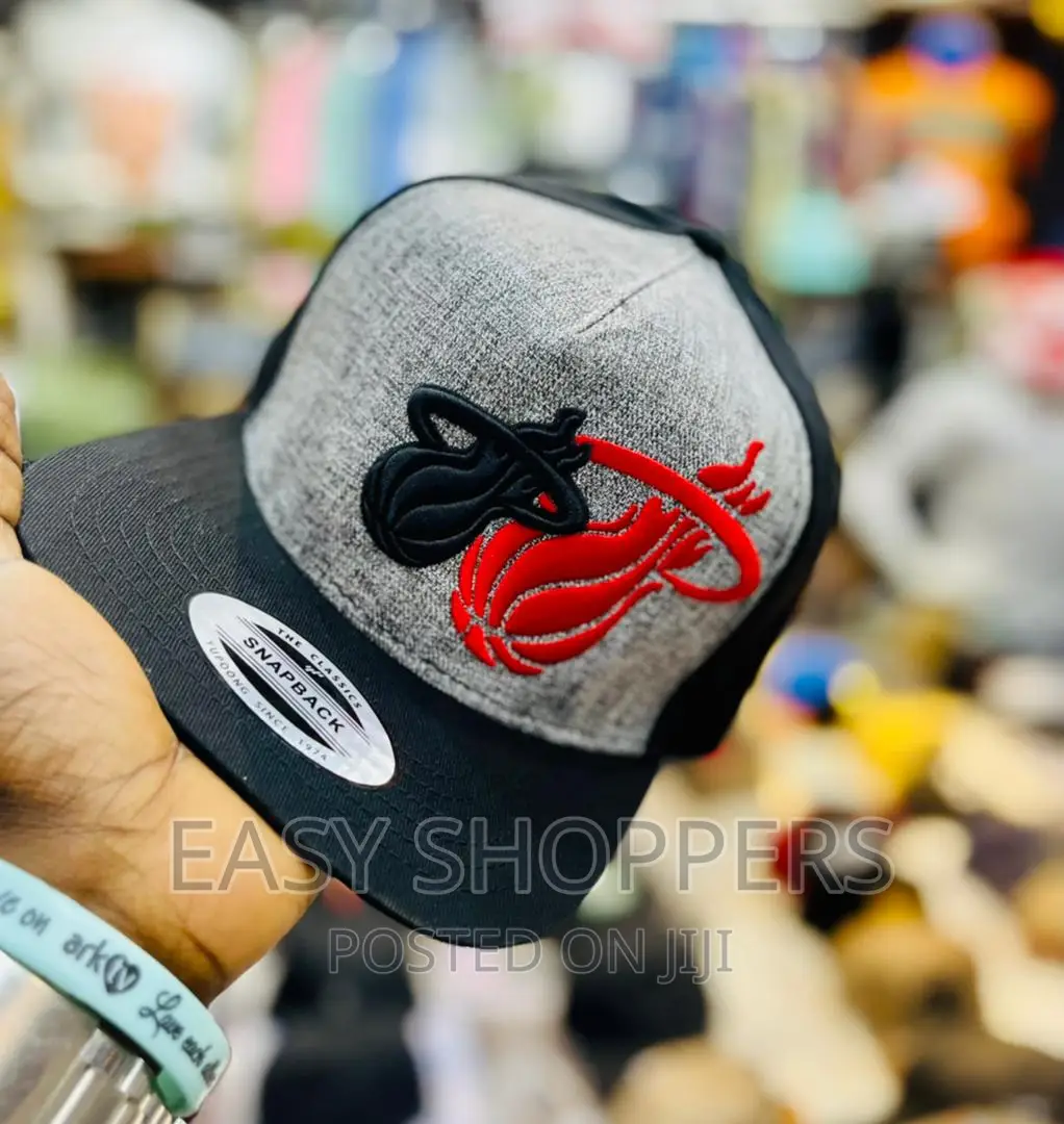 Hat Flat Bill H Grey and Red Adult Baseball Cap