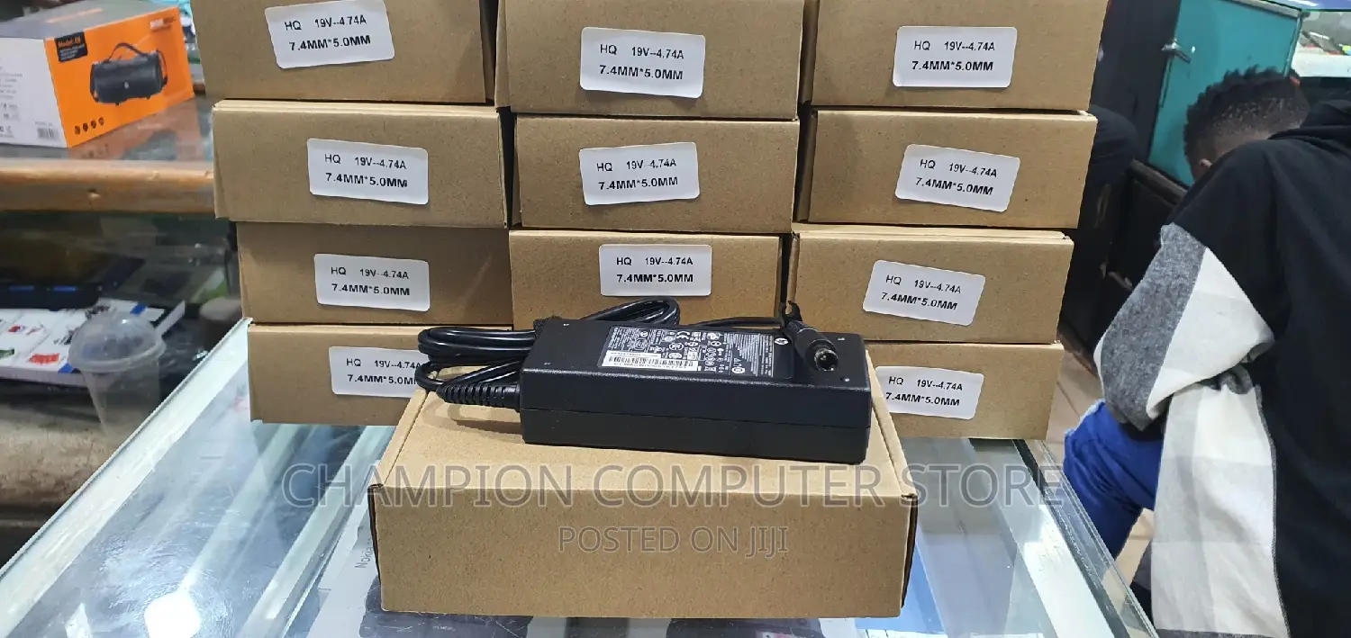 HP (Big Pin) 90W Laptop Charger AC Adapter