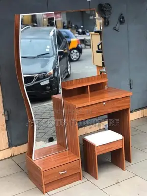An Executive Dressing Mirror