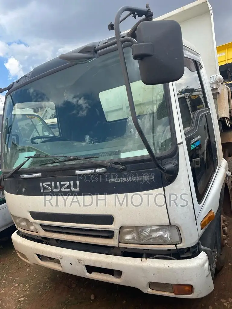 Isuzu Forward 2003