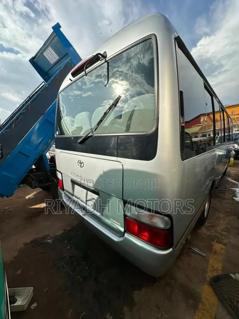 Toyota Coaster 2013 Silver