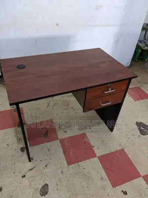 A Portable Computer Table