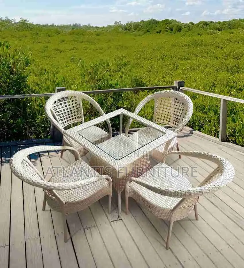An Craft Sofa Set