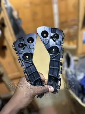 Hilux Revo Bumper Lock or Bumper Holder