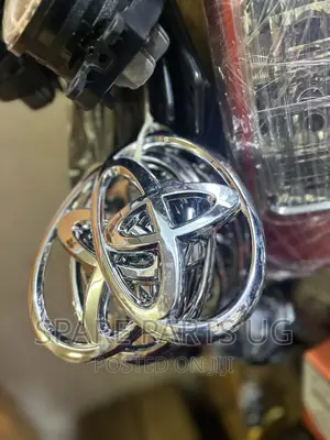 Toyota Hilux / Landcruiser Logo